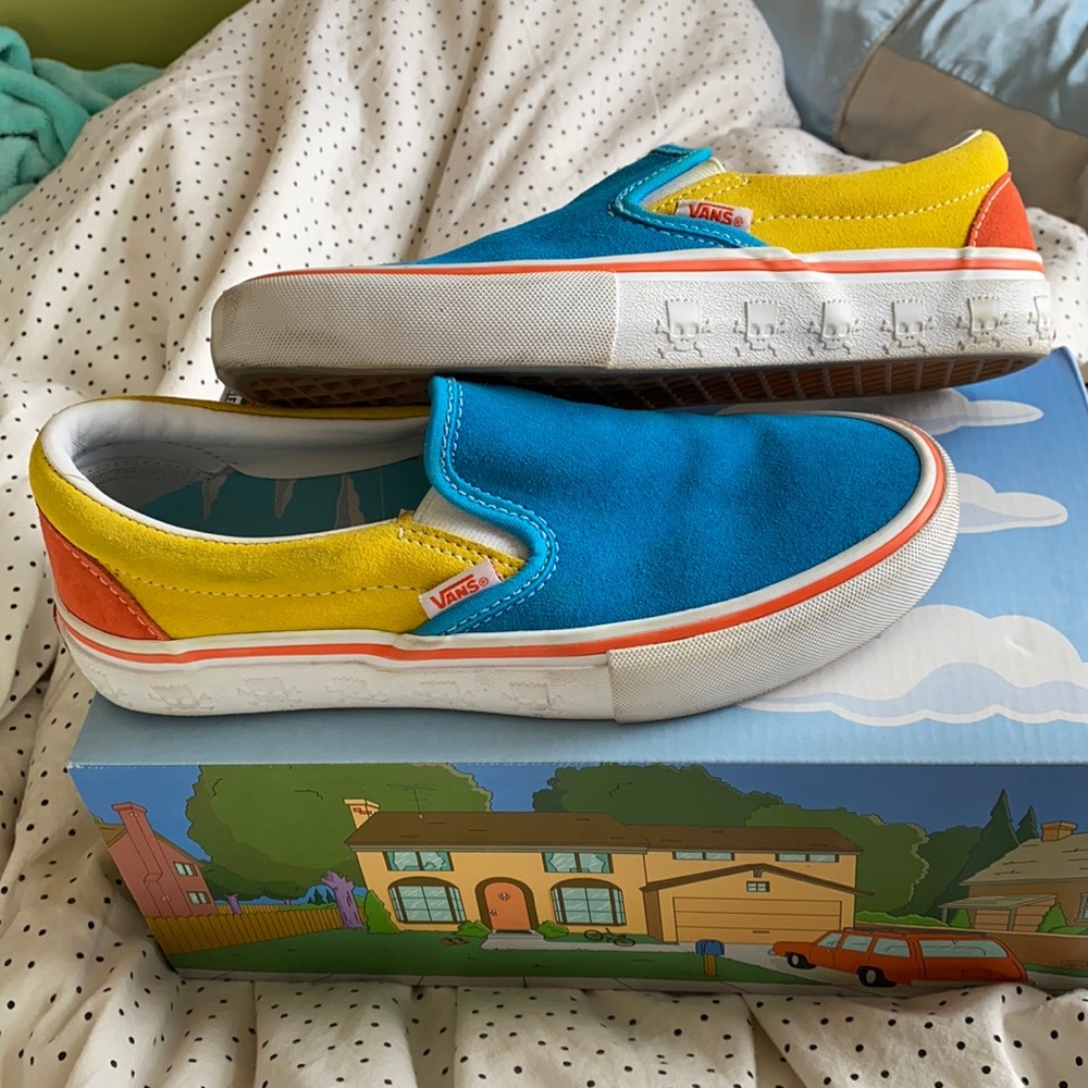 Limited edition slip on Vans simpson vans